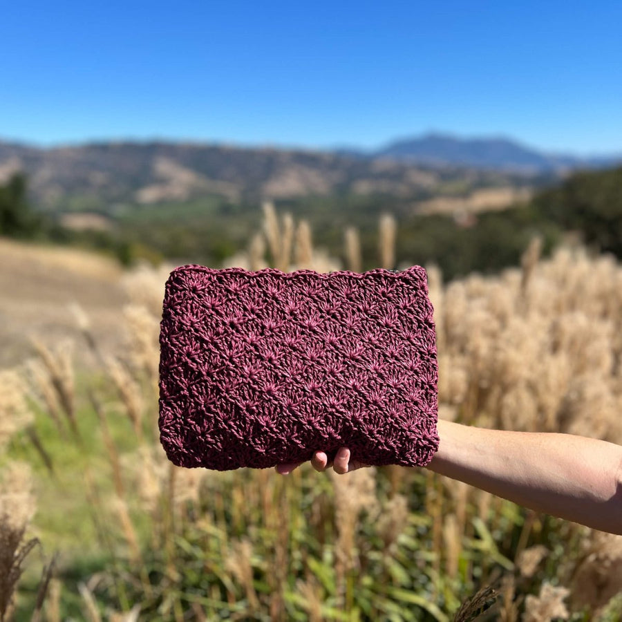 Aksam Clutch, Handmade Turkish Crochet Bags. Eco-Friendly, Sustainable, and Stylish.