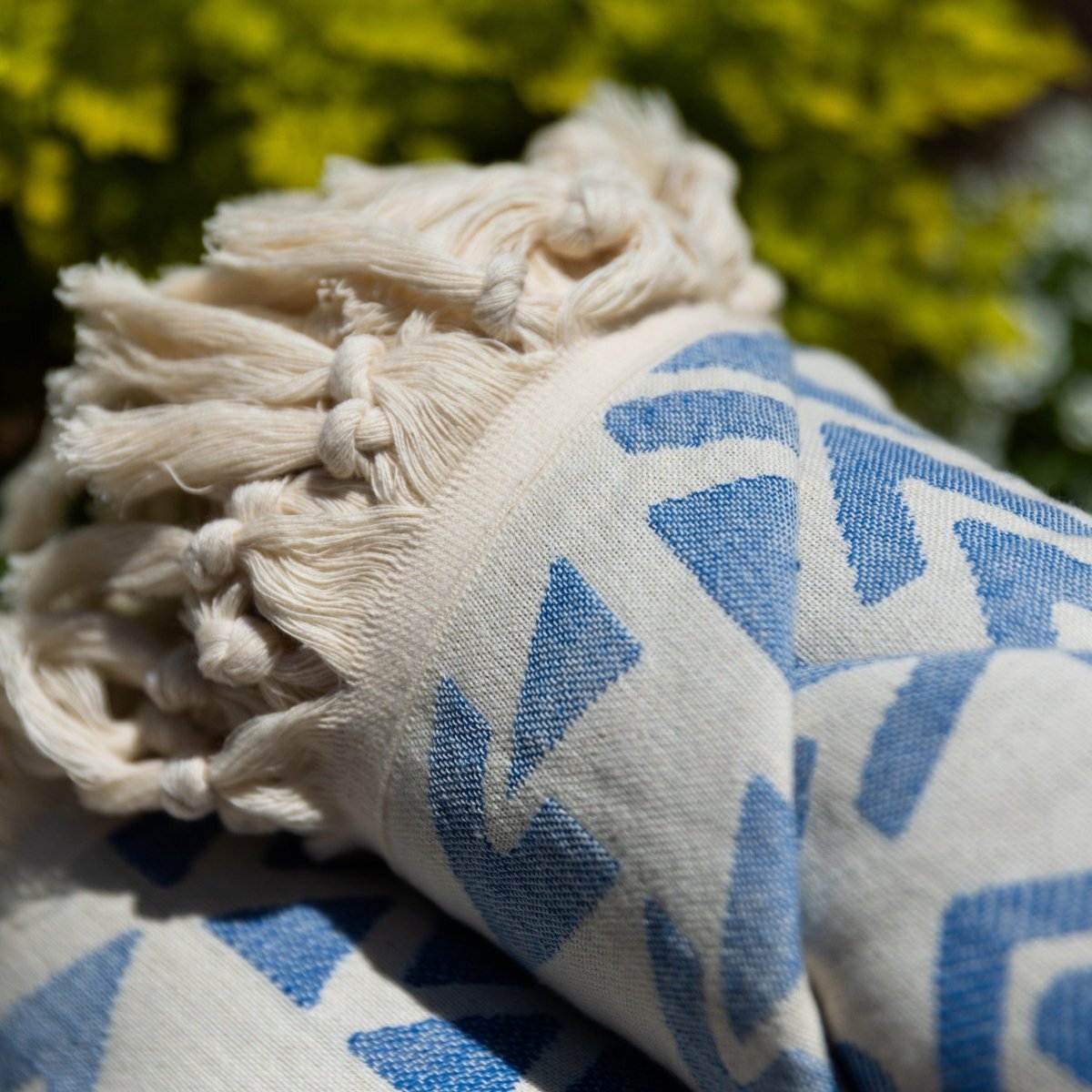 Bodrum Peshtemal, Lightweight and Quick-Drying Turkish Peshtemal Beach Towels. Versatile and Eco-Friendly.