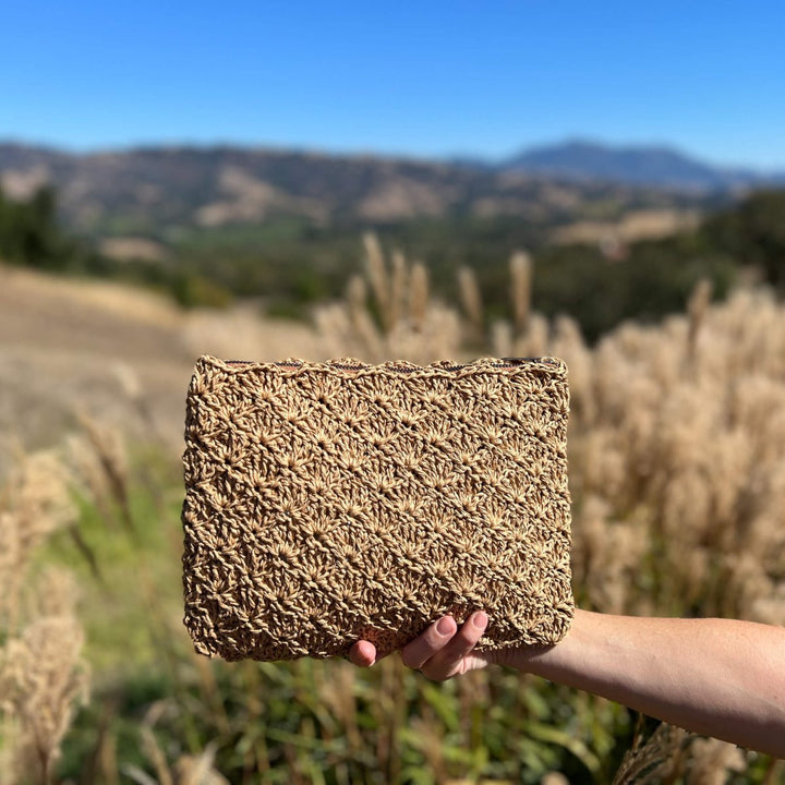Aksam Clutch, Handmade Turkish Crochet Bags. Eco-Friendly, Sustainable, and Stylish.