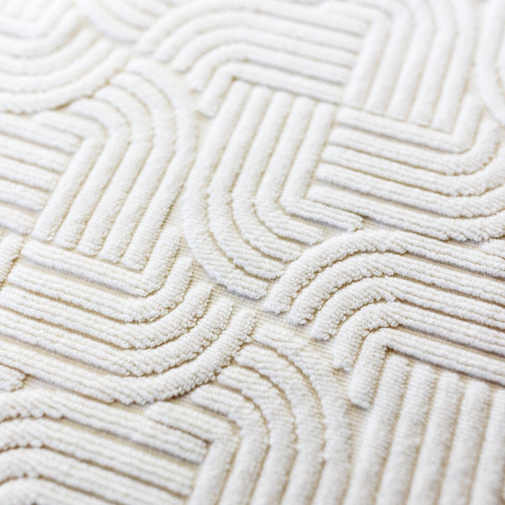 Morning Fog Bath Mat, Lightweight and Absorbent Turkish Cotton Towels. Luxuriously Soft and Eco-Friendly.