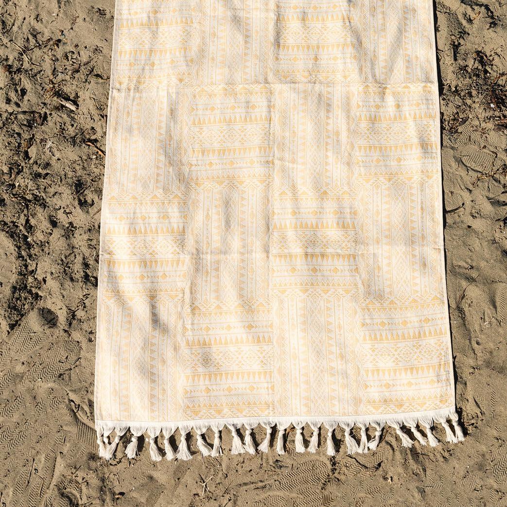 Selimiye Peshtemal, Lightweight and Quick-Drying Turkish Peshtemal Beach Towels. Versatile and Eco-Friendly.